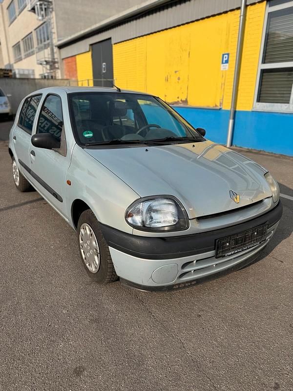 Gebraucht Renault Clio II 58 PS (42 kW) 1999 Kleinwagen