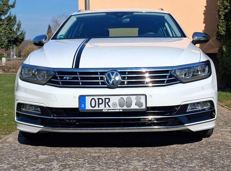 Gebraucht VW Passat Highline 150 PS (110 kW) 2018 Weiß Kombi