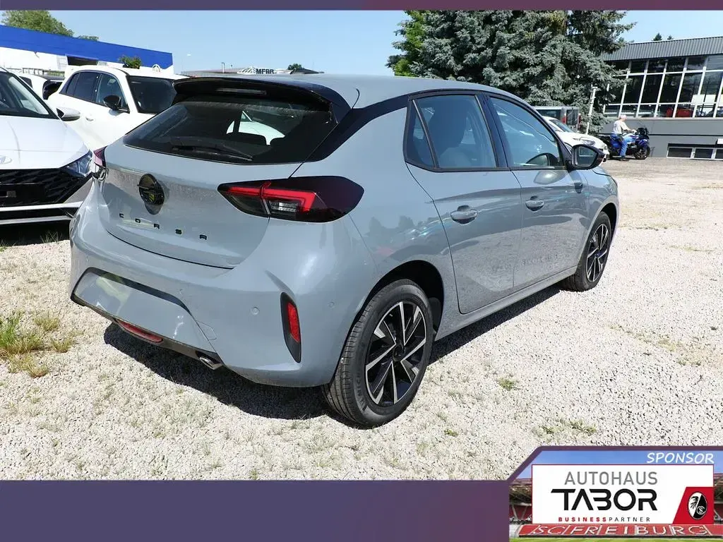 Neu Opel Corsa 101 PS (74 kW) 2025 Weiß (kontur weiß metallic) Kleinwagen