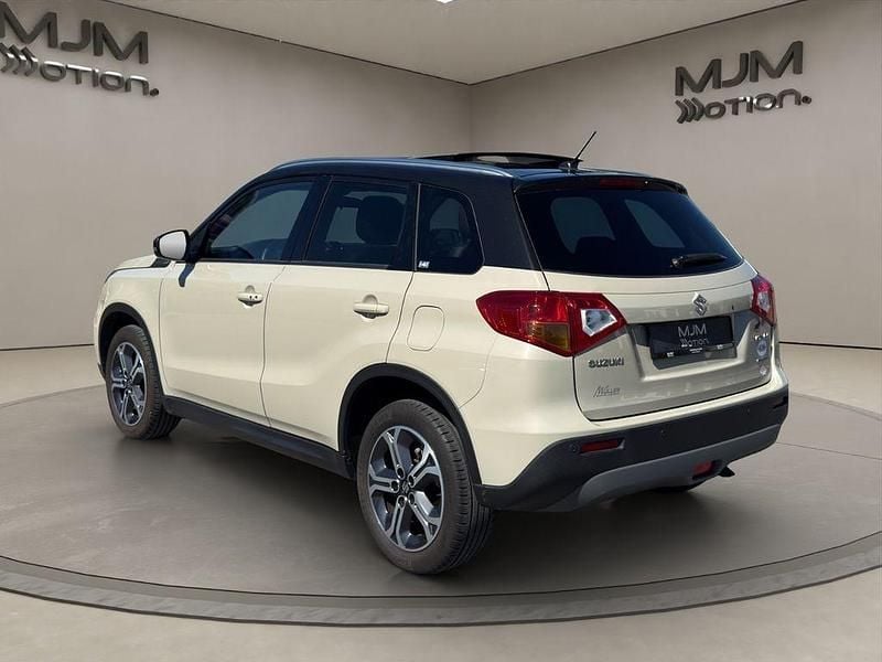 Second-hand Suzuki Vitara 120 CP (88 kW) 2017 SUV