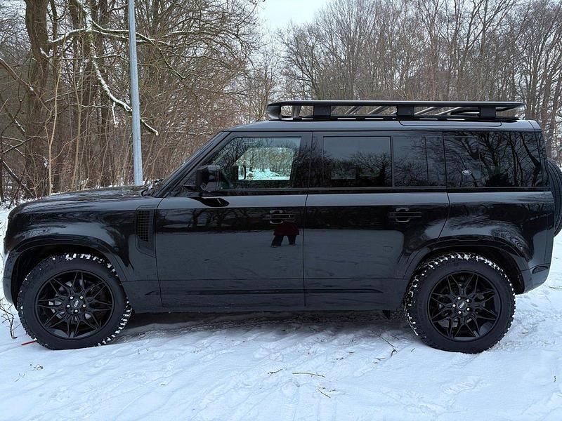 Gebraucht Land Rover Defender SE Dynamic 200 PS (147 kW) 2023 Schwarz SUV