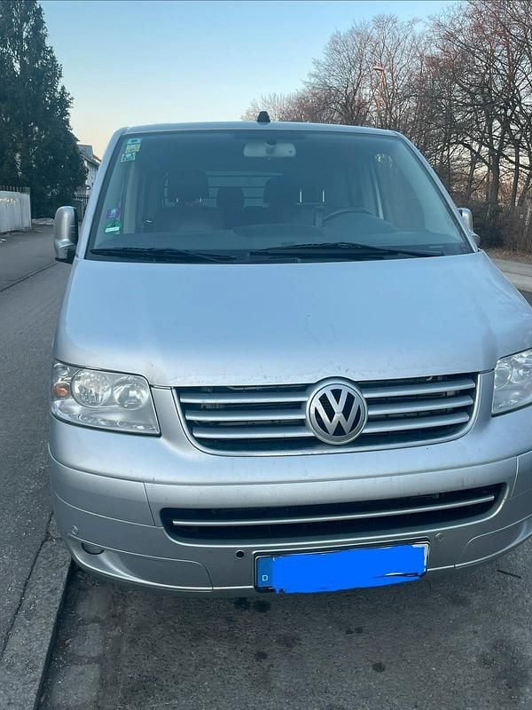 Gebraucht VW Multivan Highline 174 PS (127 kW) 2008 Silber Van