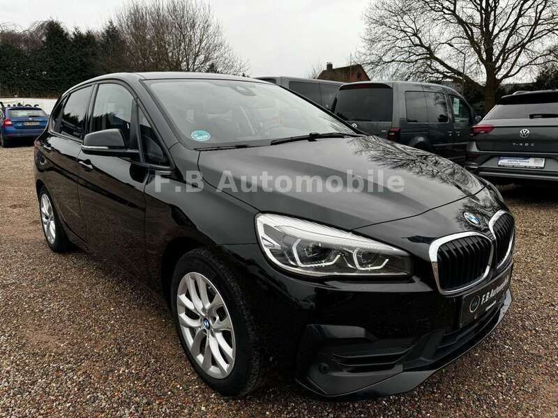 Schwarz ii Gebraucht 2020 BMW 225 Van / Kleinbus | 20.599 € (Fairer Preis) - Bild 1/4