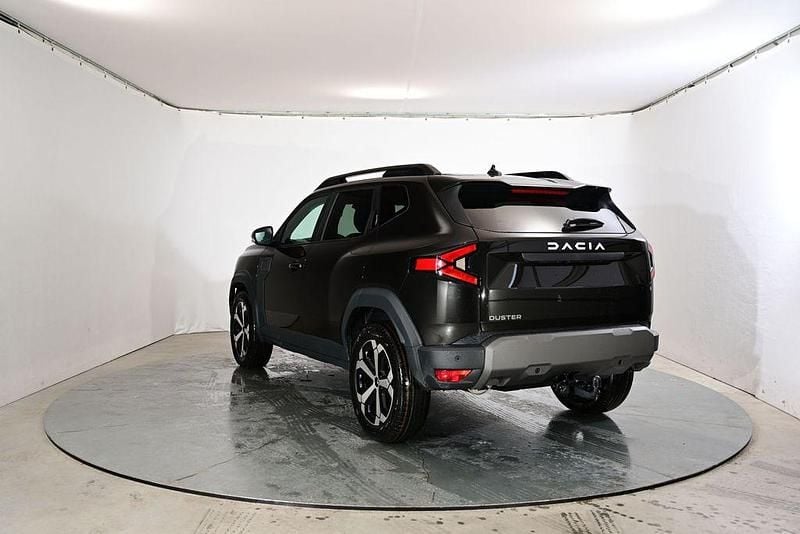 Neu Dacia Duster Journey 131 PS (96 kW) 2025 Perlmuttschwarz meta.../schwa SUV