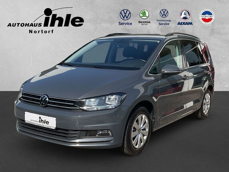 Grau Gebraucht 2022 VW Touran Comfortline Van / Kleinbus | 28.480 € (Fairer Preis) - Bild 1/4