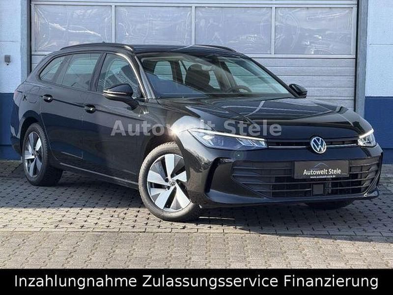 Gebraucht VW Passat 150 PS (110 kW) 2024 Schwarz Kombi