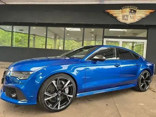 Używany Audi RS7 Performance 605 KM (444 kW) 2016 Niebieski Hatchback