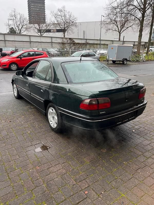 Gebraucht Opel Omega 211 PS (155 kW) 1995 Grün Limousine