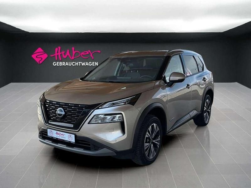 Champagne silver metallic (metallic) Gebraucht 2023 Nissan X-Trail N-Connecta SUV | 33.890 € (Superpreis) - Bild 1/4