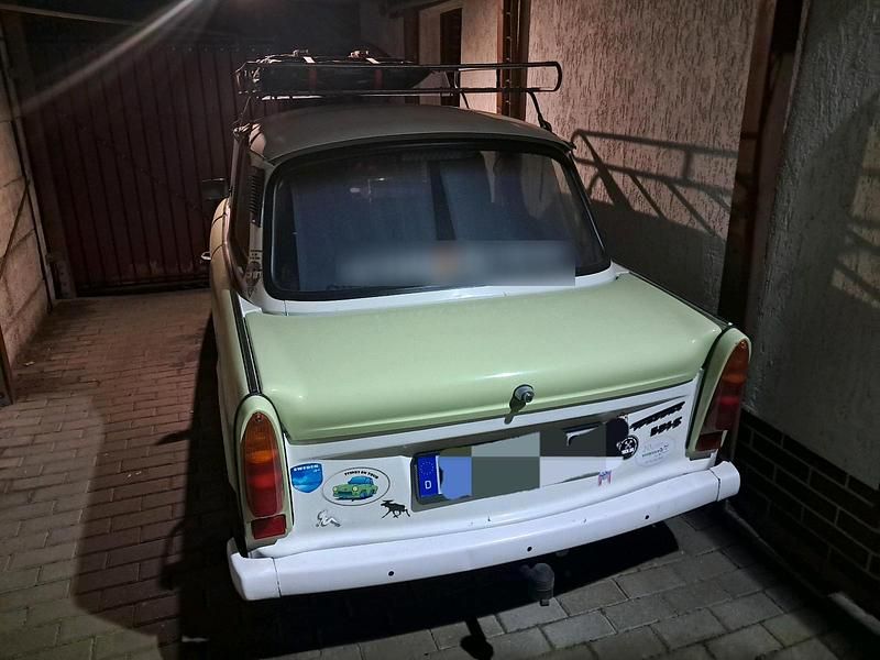 Andere farben Gebraucht 1984 Trabant 601 Limousine | 3.800 € - Bild 1/4