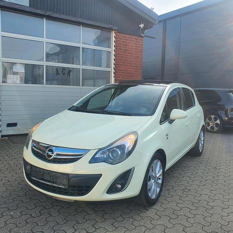 Second-hand Opel Corsa 86 CP (63 kW) 2012 Alb Hatchback