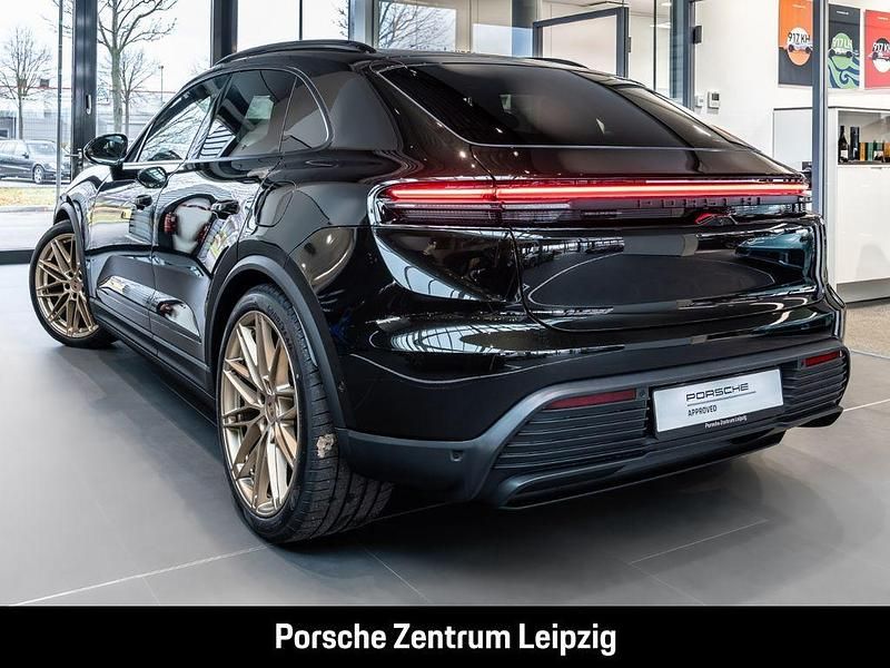 Gebraucht Porsche Macan 300 kW (408 PS) 2025 Gruen SUV