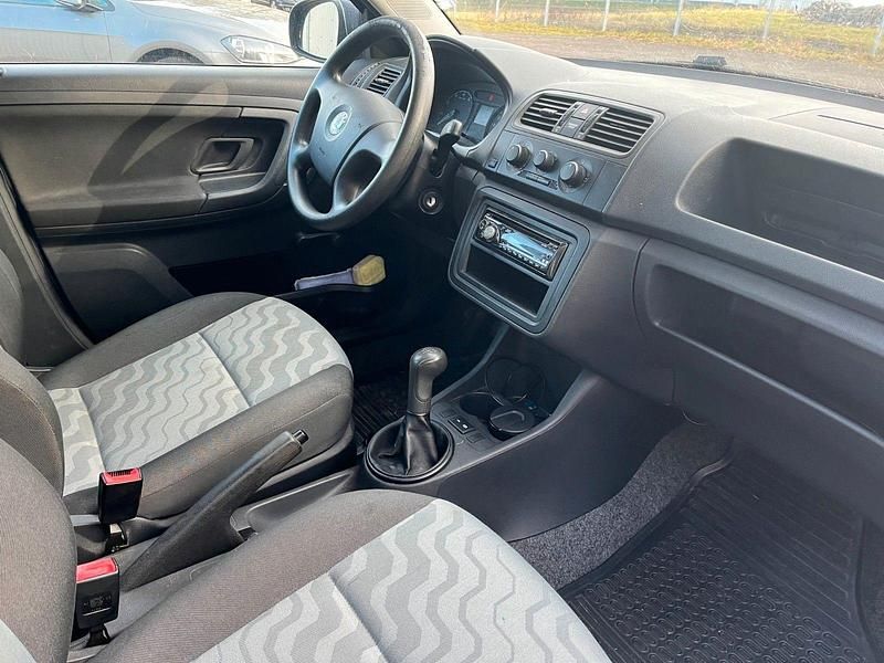 Gebraucht Skoda Fabia 60 PS (44 kW) 2009 Blau Limousine