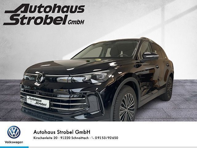 Deep black perleffekt Neu 2025 VW Tiguan Elegance SUV | 52.470 € - Bild 1/4
