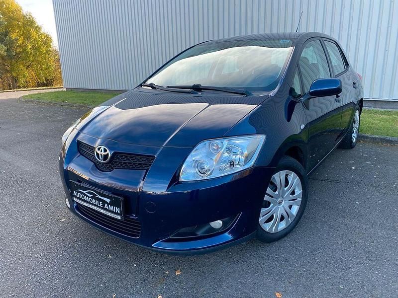 Blau Gebraucht 2009 Toyota Auris Sol Limousine | 5.290 € (Fairer Preis) - Bild 1/4