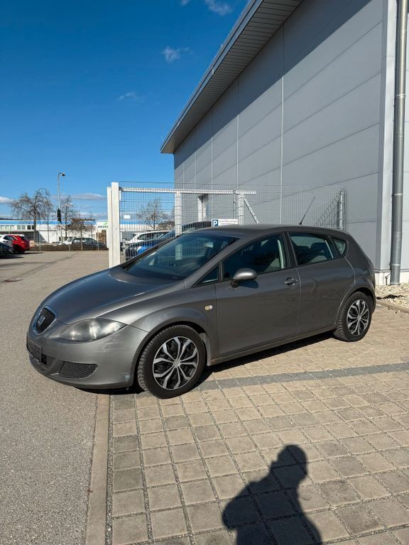 Gebraucht Seat Leon 105 PS (77 kW) 2007 Grau Limousine