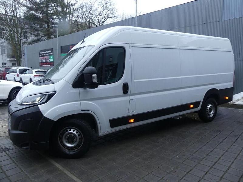 Gebraucht Peugeot Boxer 180 PS (132 kW) 2025 Weiss Van
