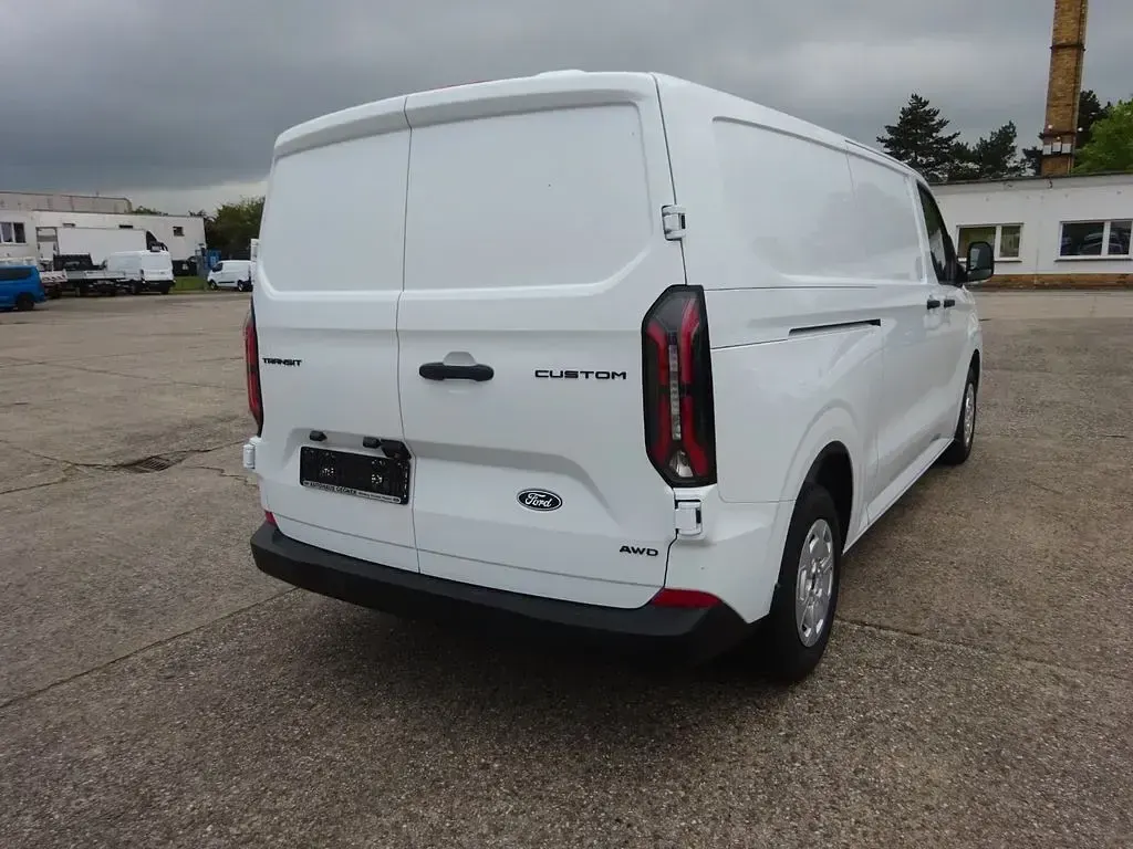 Neu Ford Transit Custom Trend 170 PS (125 kW) 2026 Weiß Van / Kleinbus