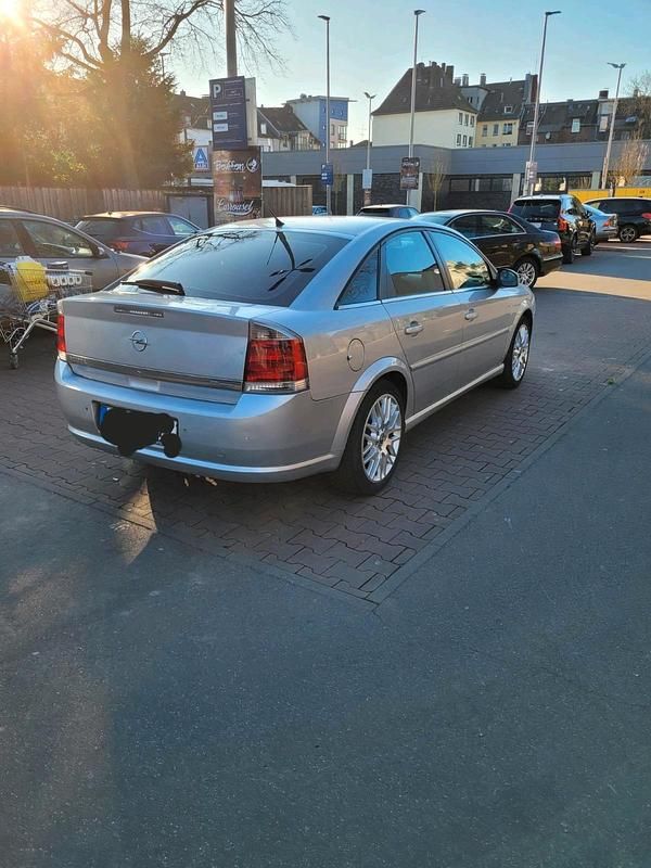 Gebraucht Opel Vectra 155 PS (114 kW) 2006 Silber Limousine