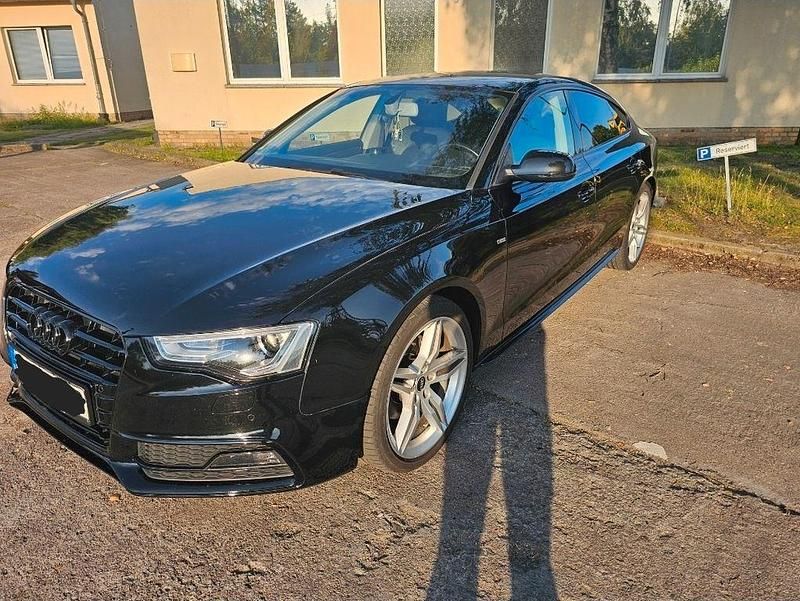 Schwarz Gebraucht 2014 Audi A5 Sportback S-Line Limousine | 14.500 € (Guter Preis) - Bild 1/4