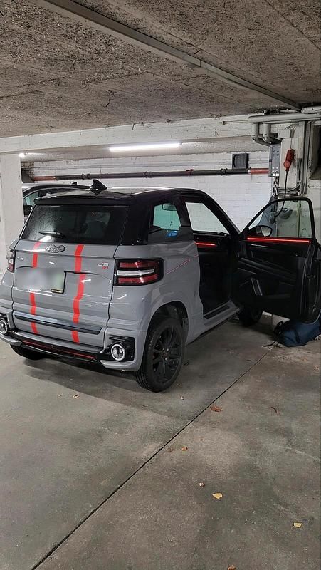 Grau Gebraucht 2024 Ligier JS60 Kleinwagen | 19.200 € (Teuer) - Bild 1/4