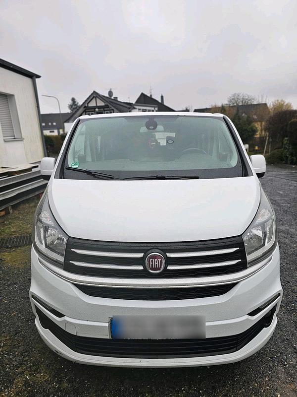 Gebraucht Fiat Talento 145 PS (106 kW) 2017 Weiß Van / Kleinbus