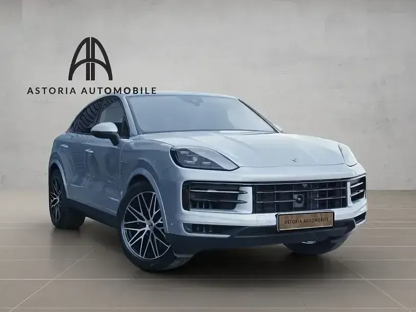 Gebraucht Porsche Cayenne 470 PS (345 kW) 2025 Silber SUV