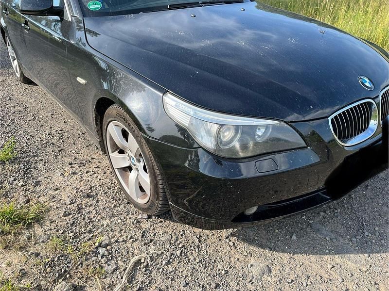 Gebraucht BMW 530 231 PS (169 kW) 2007 Schwarz Kombi