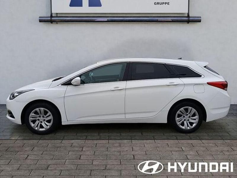 Gebraucht Hyundai i40 Classic 135 PS (99 kW) 2017 Weiß Kombi