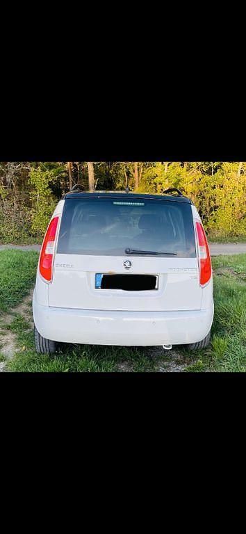 Gebraucht Skoda Roomster Plus Edition 86 PS (63 kW) 2013 Weiß Van / Kleinbus