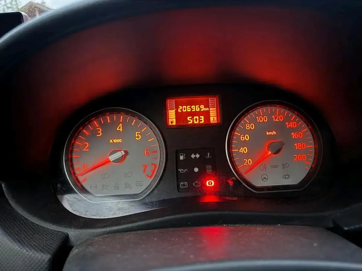 Używany Dacia Logan 105 KM (77 kW) 2009 Niebieski Kombi