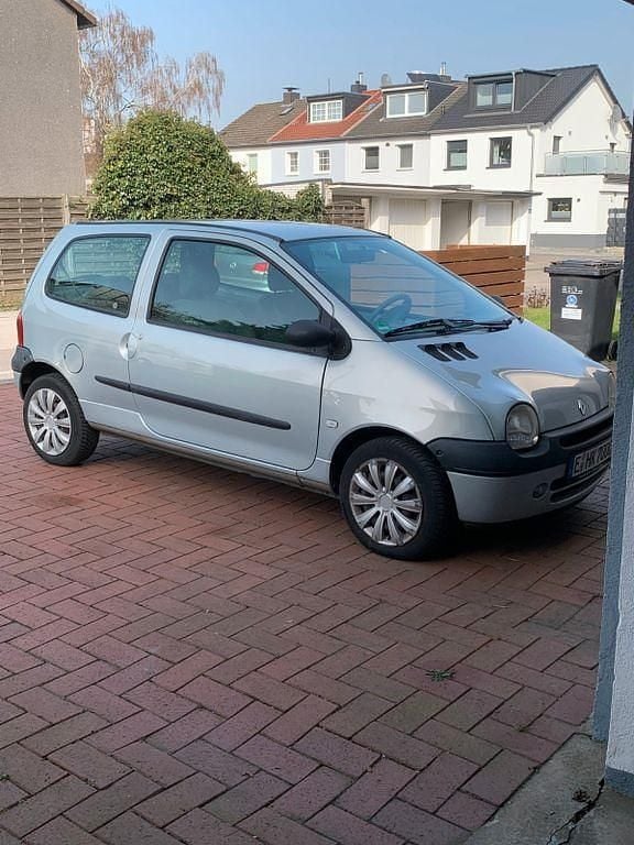 Gebraucht Renault Twingo 58 PS (42 kW) 2005 Silber Kleinwagen