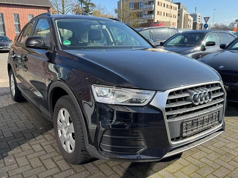 Gebraucht Audi Q3 Basis 150 PS (110 kW) 2015 Schwarz SUV