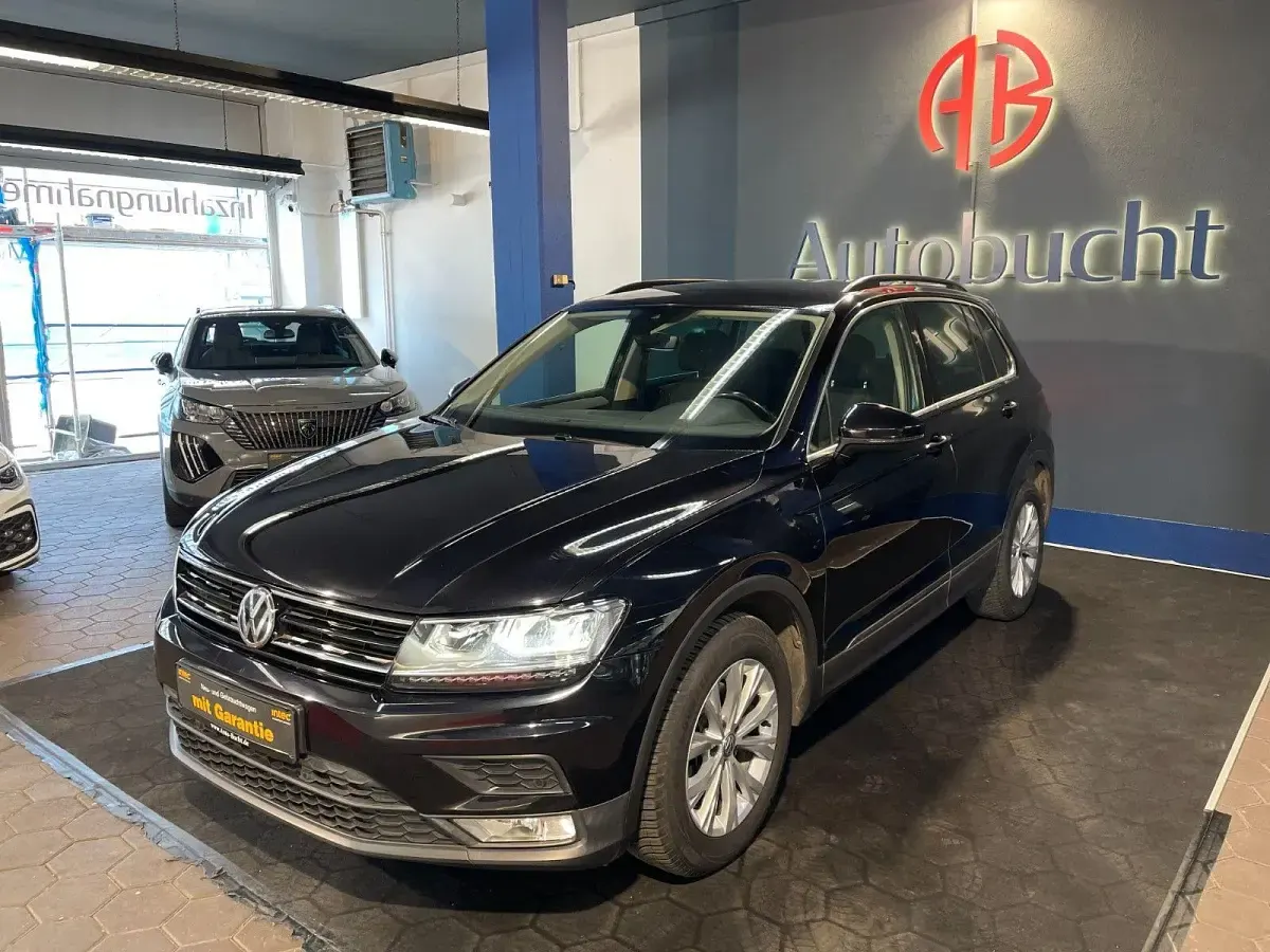Gebraucht VW Tiguan Comfortline 150 PS (110 kW) 2017 Schwarz SUV