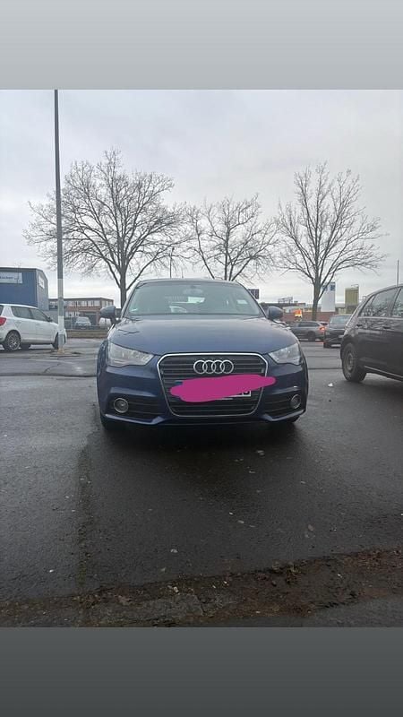 Blau Gebraucht 2014 Audi A1 Kleinwagen | 6.800 € (Guter Preis) - Bild 1/4