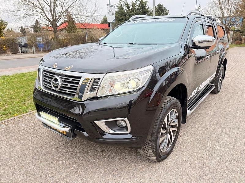 Gebraucht Nissan Navara Tekna 190 PS (139 kW) 2017 Schwarz Pickup