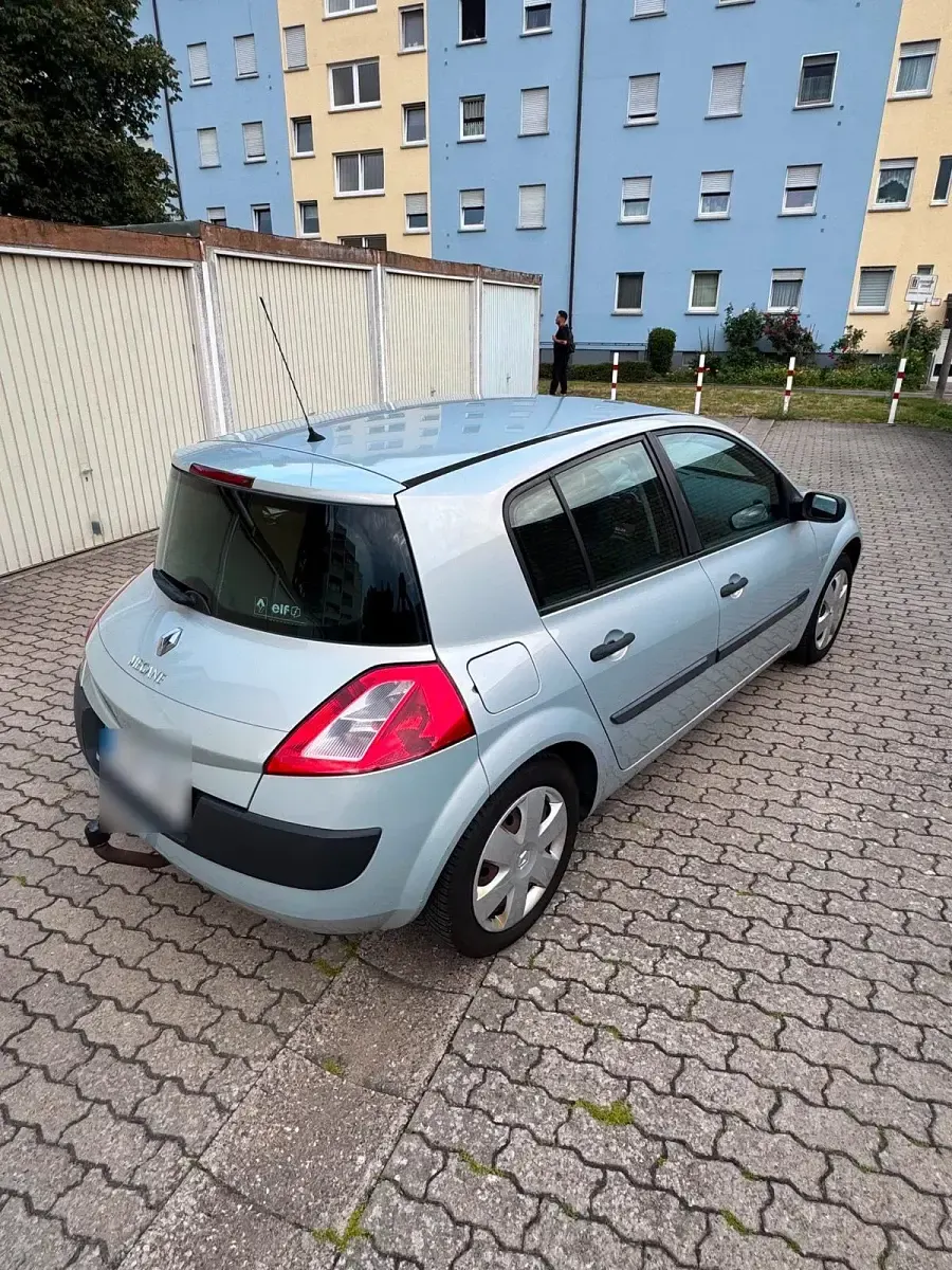 Gebraucht Renault Mégane II 135 PS (99 kW) 2004 Silber Kleinwagen