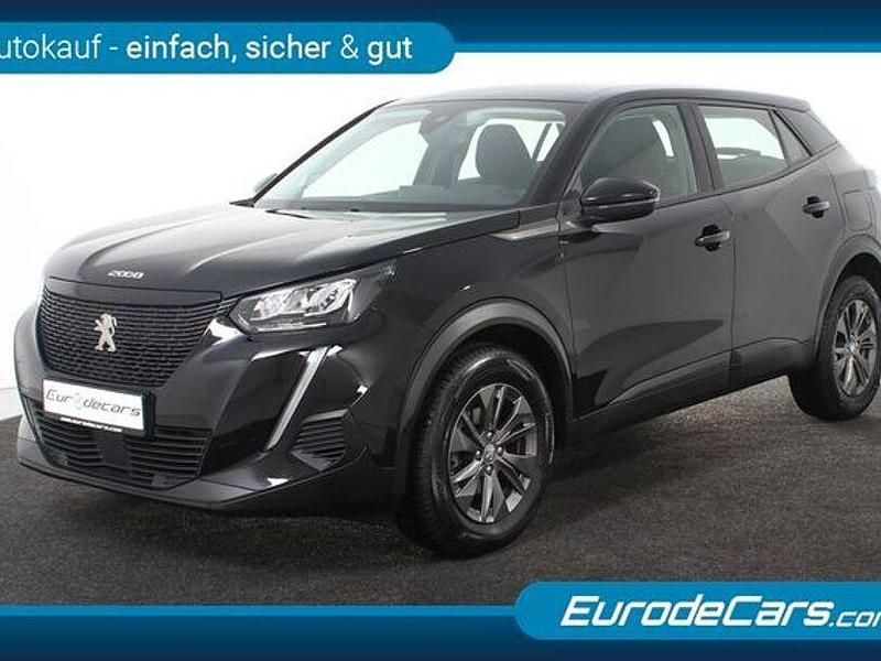 Gebraucht Peugeot 2008 Active 101 PS (74 kW) 2022 Schwarz SUV