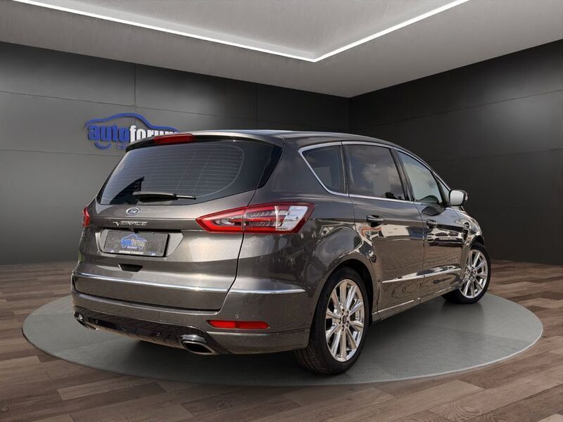 Gebraucht Ford S-MAX Vignale 239 PS (175 kW) 2016 Grau Van / Kleinbus