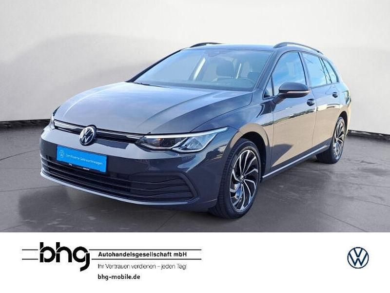 Grau Gebraucht 2022 VW Golf VIII Life Kombi | 20.330 € (Guter Preis) - Bild 1/4
