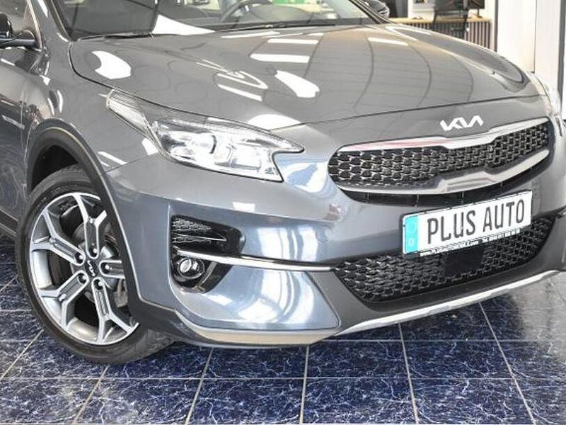 (h8g) pentametal met. Gebraucht 2022 Kia XCeed SUV | 15.880 € - Bild 1/4