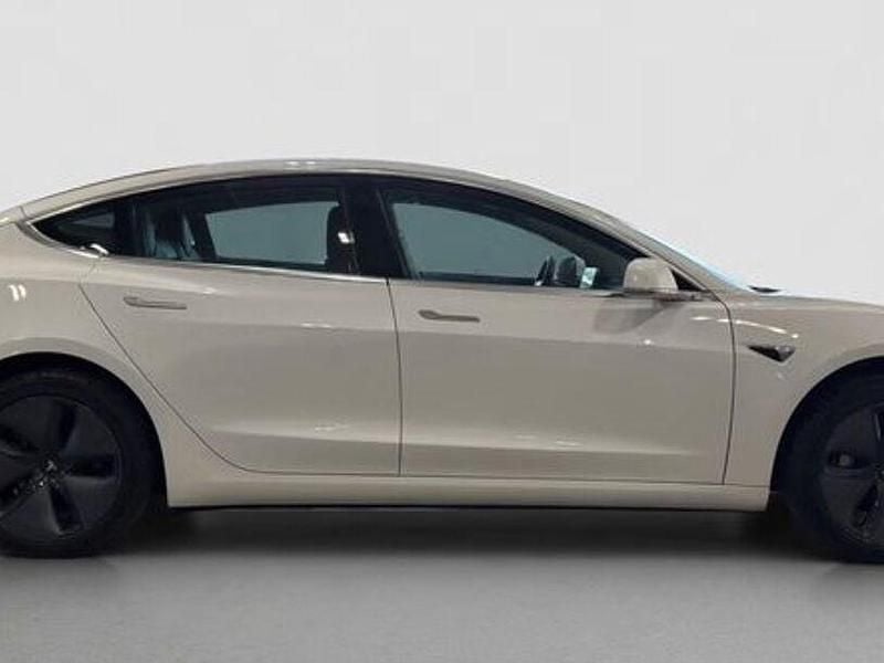 Gebraucht Tesla Model 3 Standard Range Plus 225 kW (306 PS) 2019 Weiss Limousine