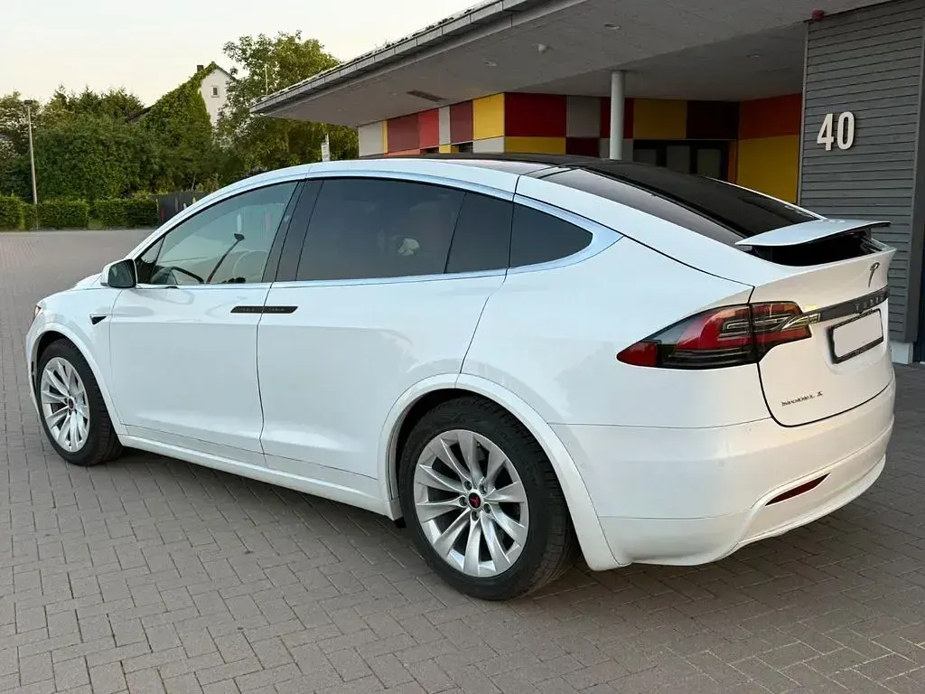 Gebraucht Tesla Model X 344 kW (469 PS) 2017 Weiß SUV