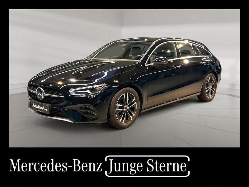 Gebraucht Mercedes CLA200 Shooting Brake 163 PS (119 kW) 2024 Schwarz Kombi