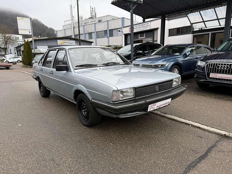 Gebraucht VW Santana 75 PS (55 kW) 1984 Blau Limousine