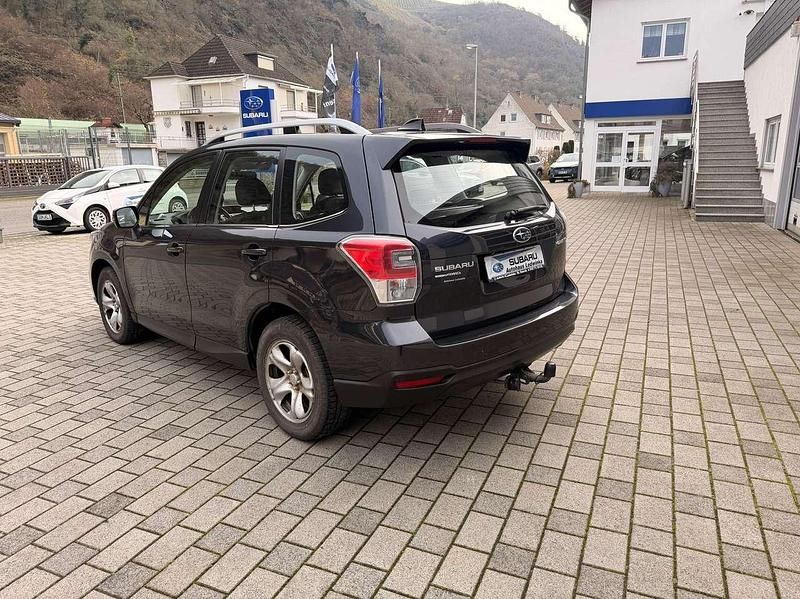 Gebraucht Subaru Forester Exclusive+ 150 PS (110 kW) 2019 Dark grey SUV