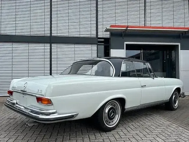 Gebraucht Mercedes W111 SE 200 PS (147 kW) 1970 Weiß Coupé