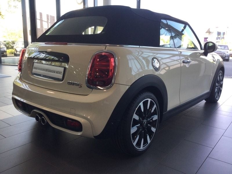 Gebraucht Mini Cooper S Cabriolet Chili 192 PS (141 kW) 2019 Weiss Cabrio