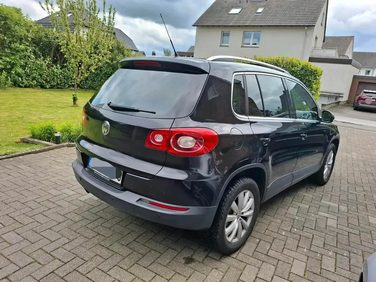 Gebraucht VW Tiguan 170 PS (125 kW) 2010 Schwarz SUV