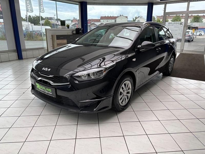 Schwarz Gebraucht 2024 Kia Ceed Sportswagon Kombi | 16.990 € (Superpreis) - Bild 1/4